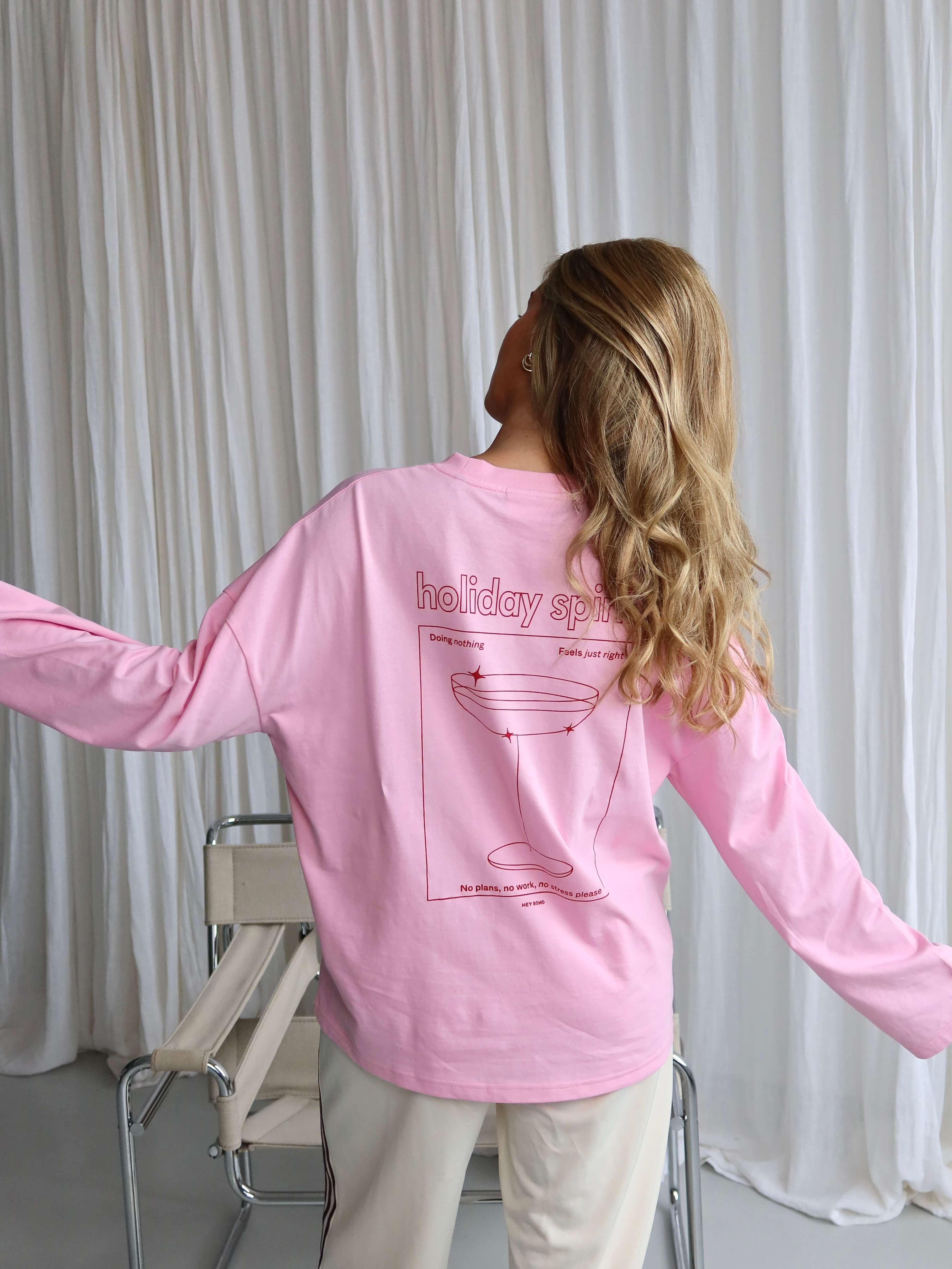 HOLIDAY SPIRIT Longsleeve