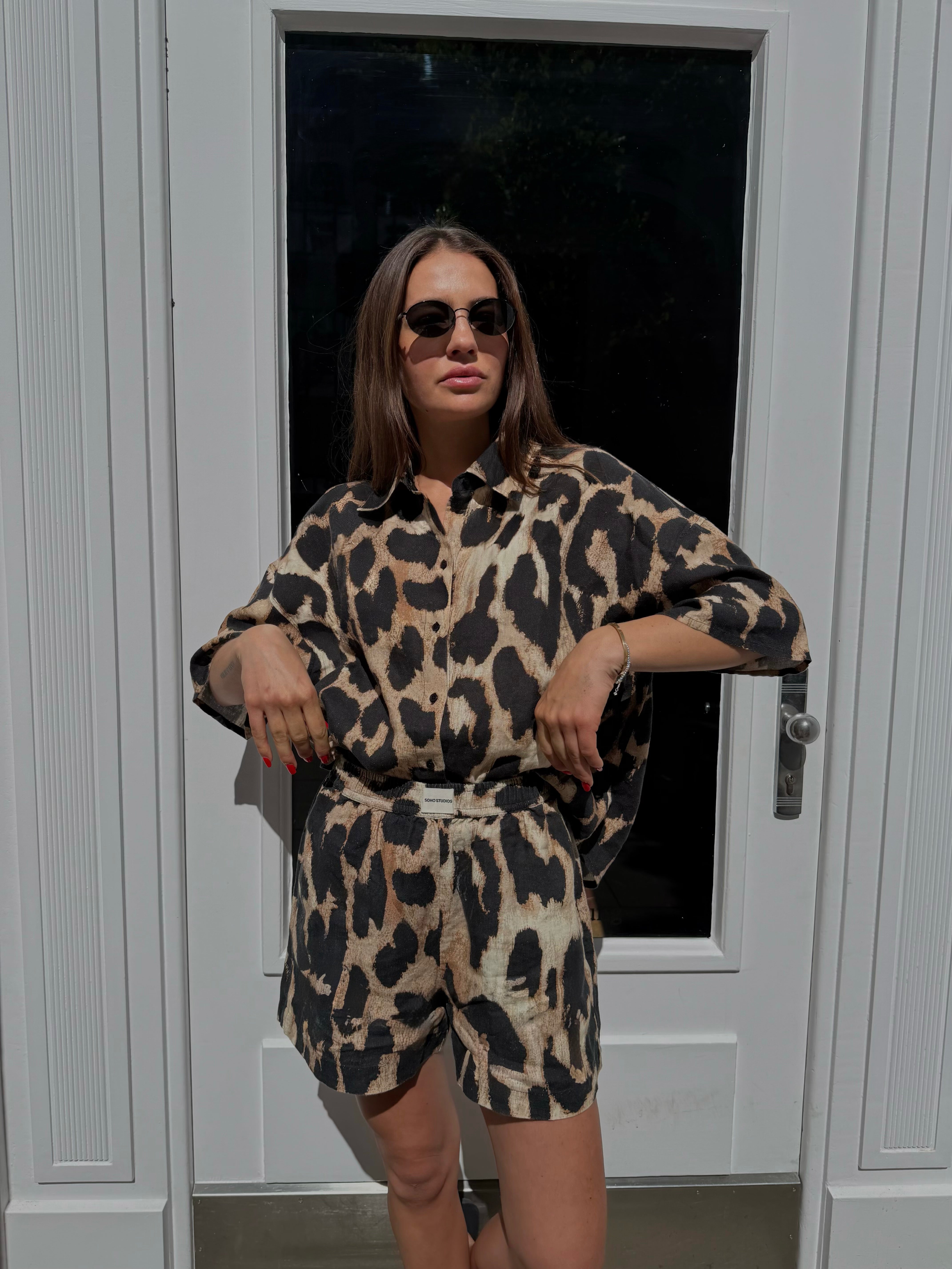 SOHO STUDIOS TONI LEO LINEN BLOUSE