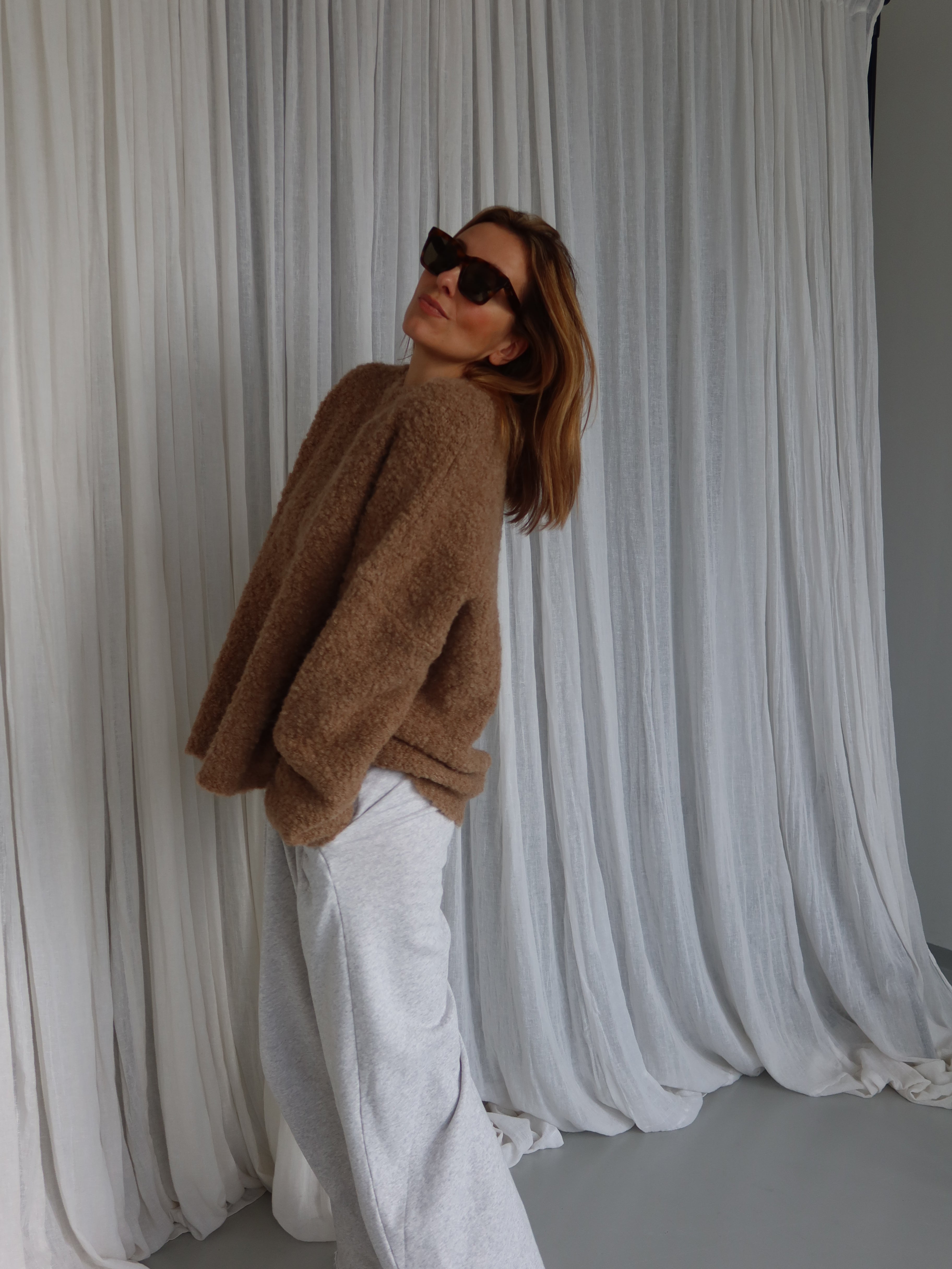 JOYA BOUCLÉ PULLOVER camel