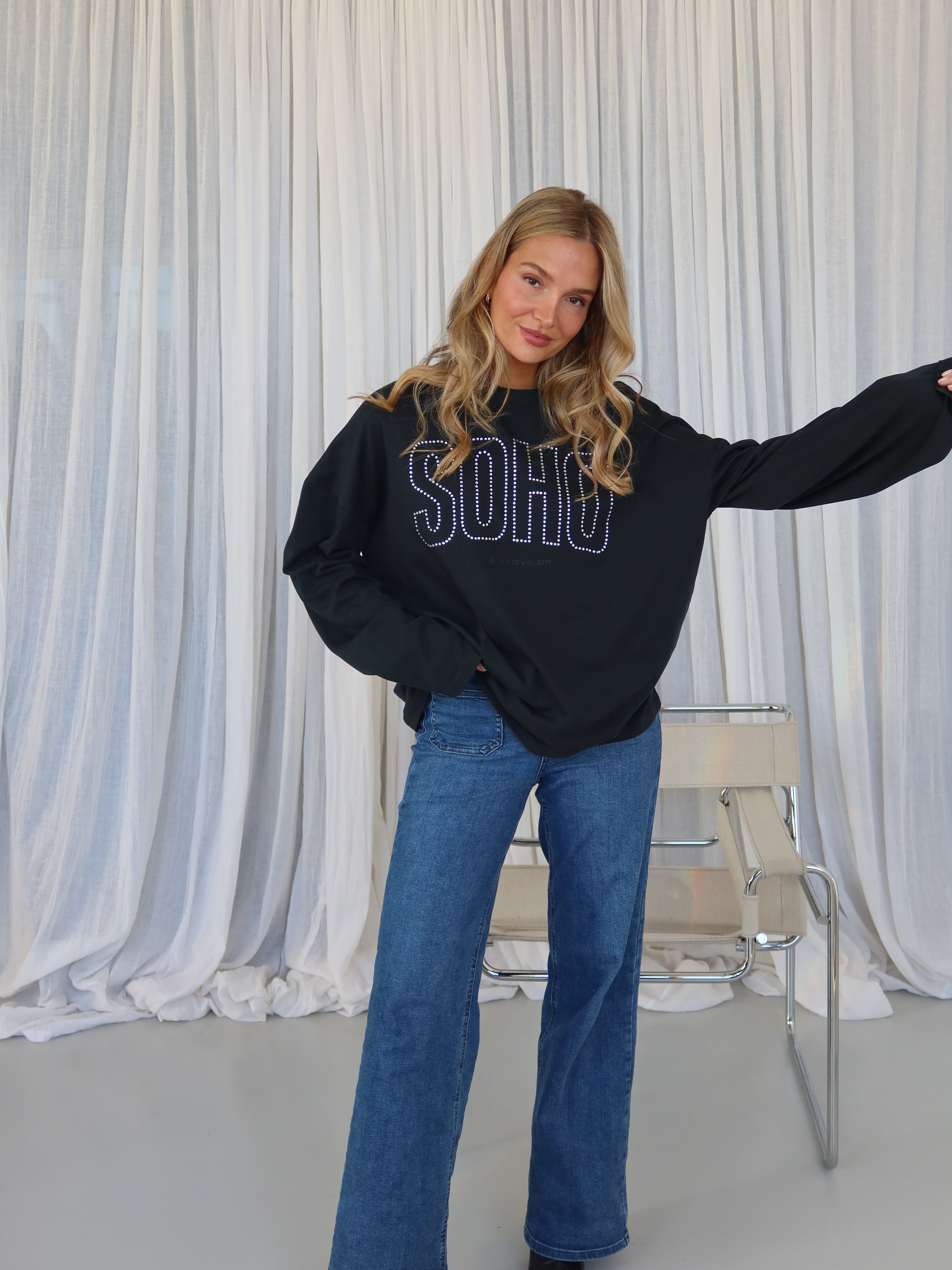 SOHO RHINESTONE Longsleeve washed black