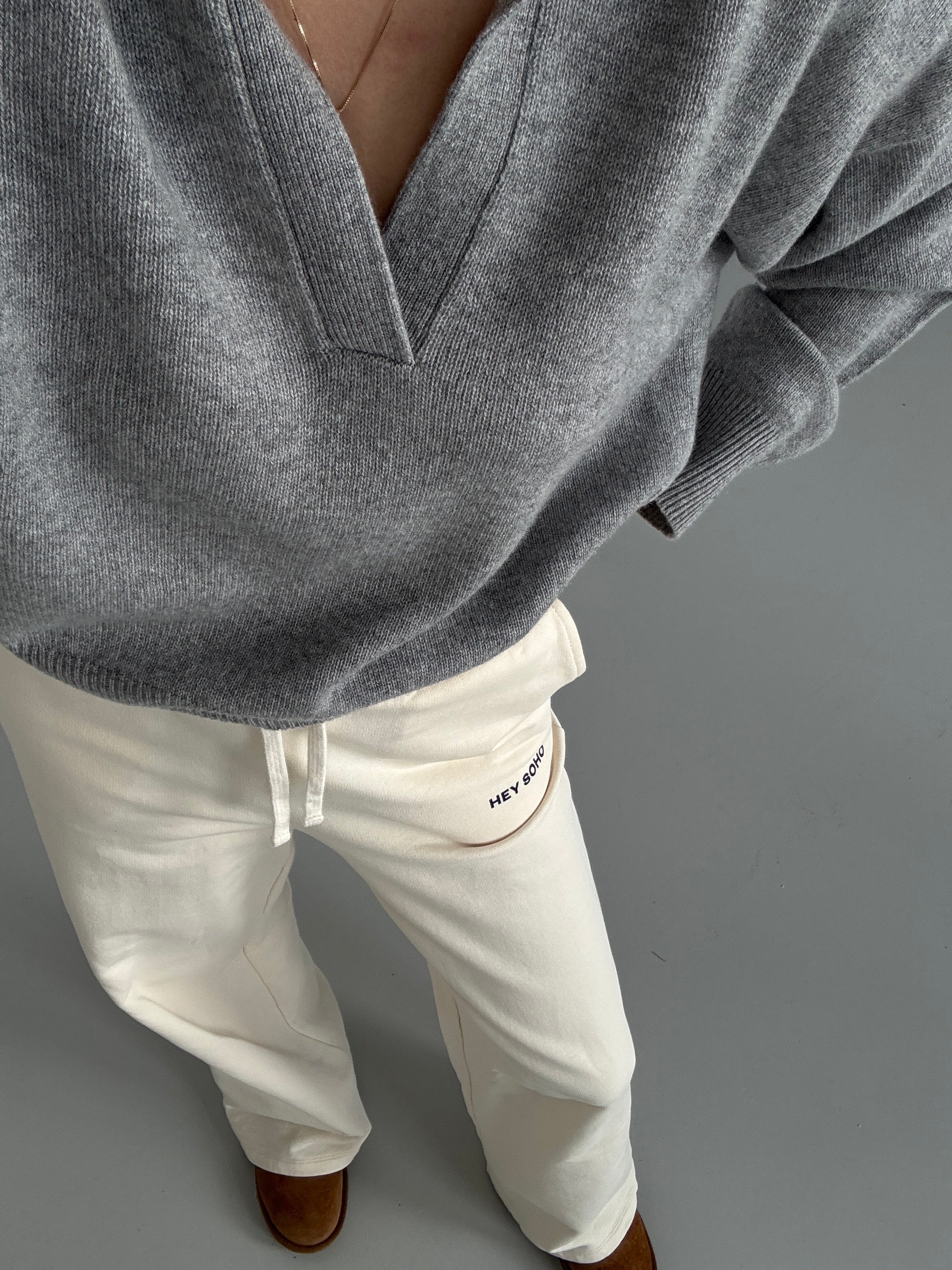 LOVE YOURSELF SWEATPANTS creme